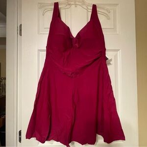 NWT Wonen’s Burgundy One-Piece Swim Dress/Swimsuit, Size XL